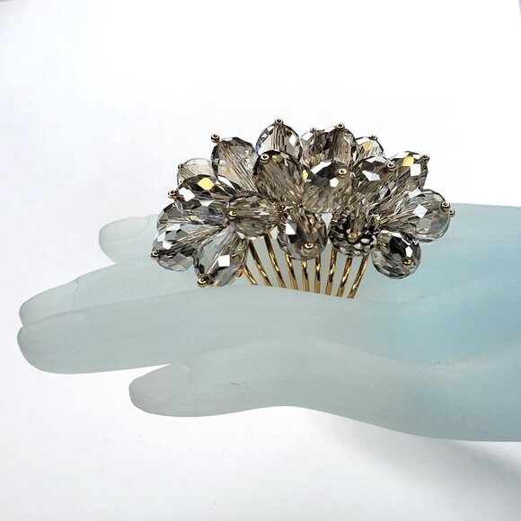 Swaroski Crystal Ring Flamboyant Unique Crystal Bicone Beaded Cluster Ring - Picture 4 of 13